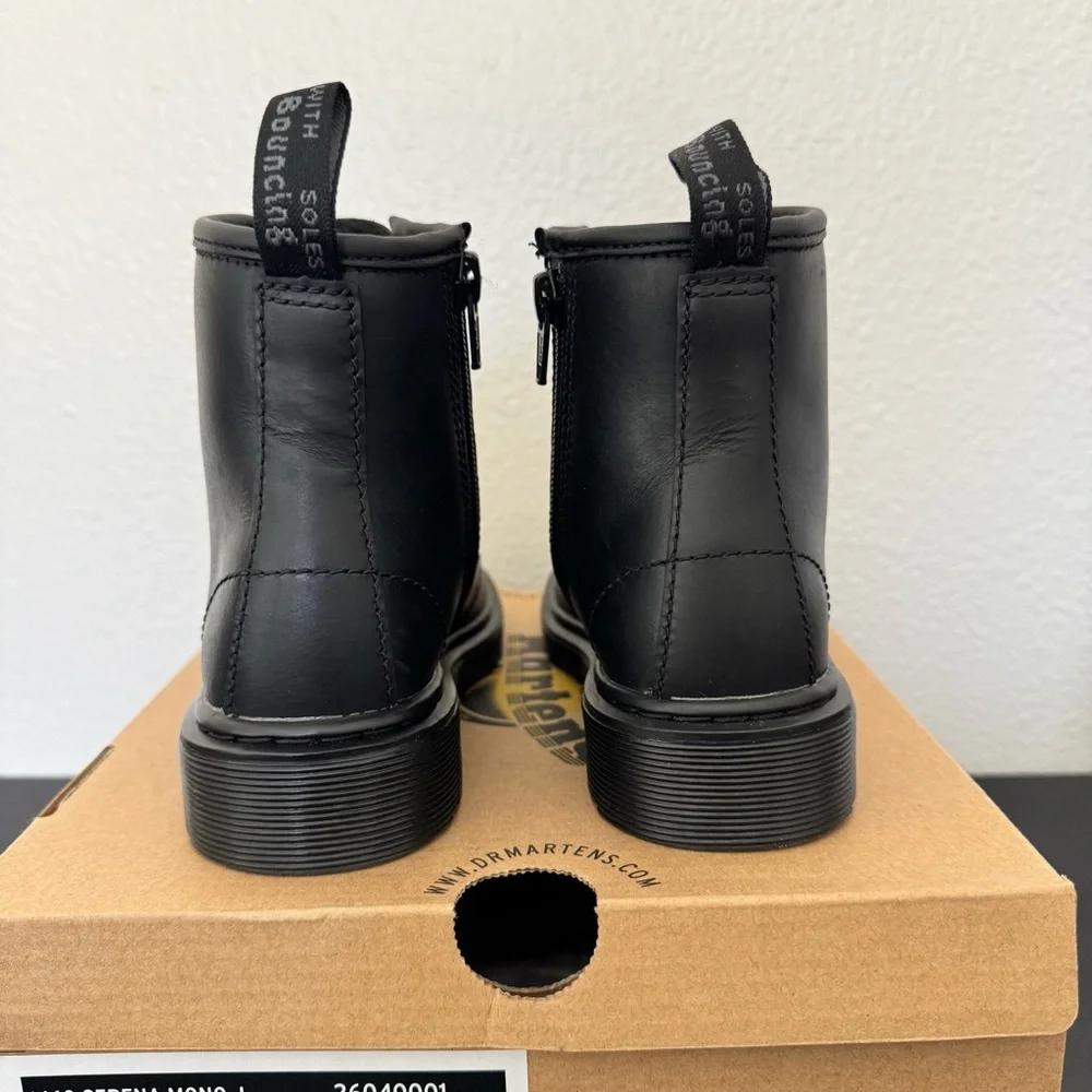 Dr Martens 1460 JUNIOR Faux Fur Lined Boots Size 13